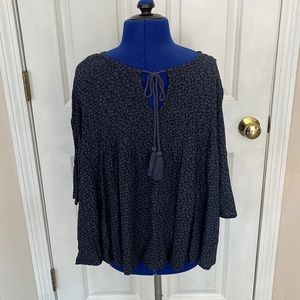 Abercrombie & fitch blue daisy shirt